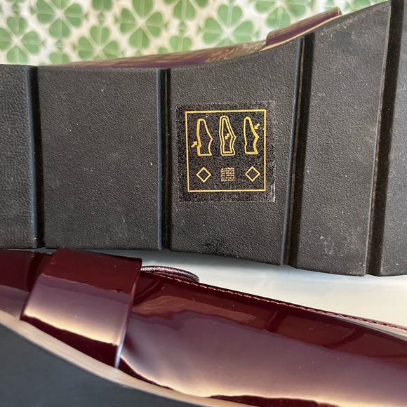 NWOT Laca Ferri Deep Burgundy Colored Womans Loafers!! - Picture 7 of 10